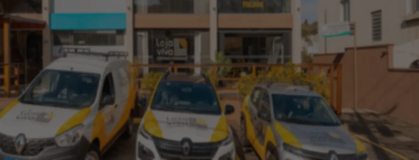Frota e fachada da Loja Viva Cortinas